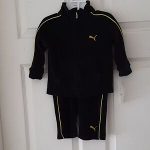 Puma NWT 12M Toddler Black and Yellow Velour Tracksuit